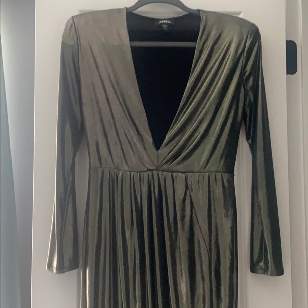 Black & Gold Metallic Express Evening Dress